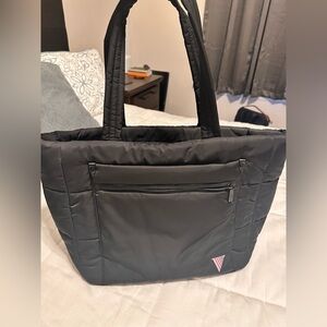 VS Puffy Zippered Tote- Black 🖤🩷